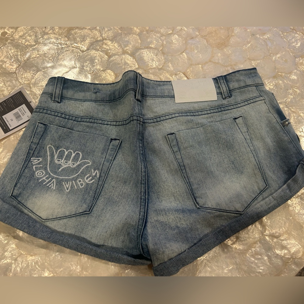 Spiritual Gangster Aloha Shorts Size 29